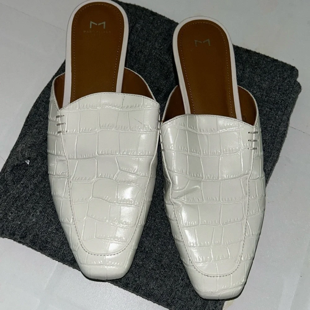 Gently used women’s Marc Fisher shoes size 9m - Picture 1 of 4